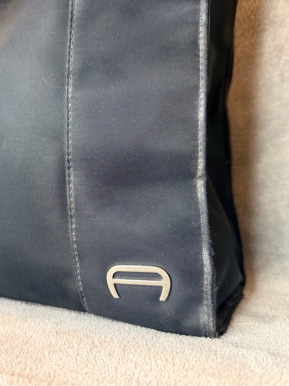 Etienne Aigner Black Tote with Subtle Metal Accent - Picture 4 of 9